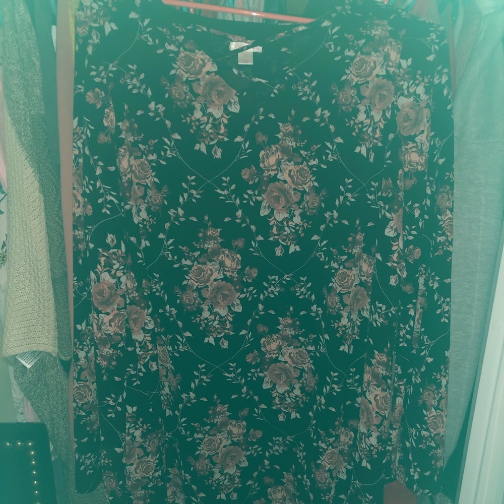 Floras dress